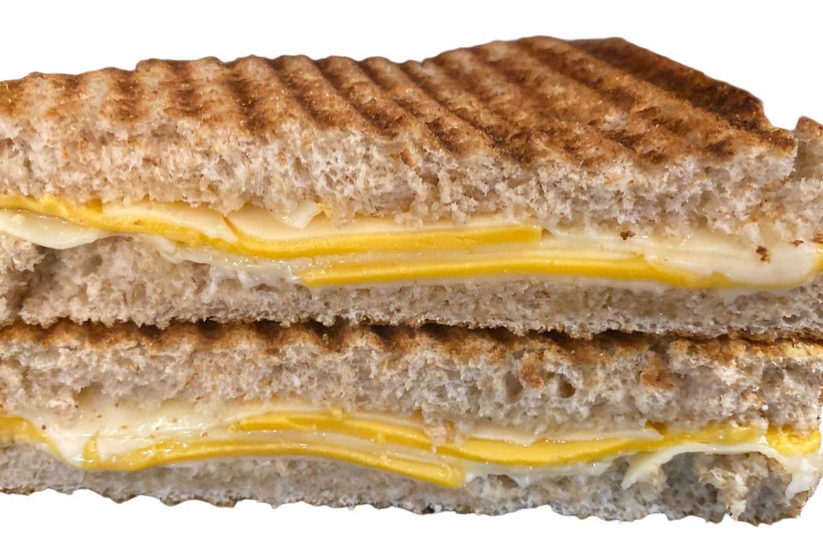 Fromage grillé trois fromages / Triple Cheese Grilled Cheese
