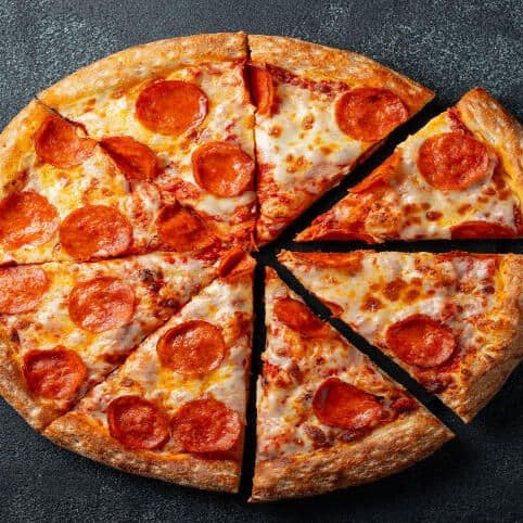 Vegan Pepperoni Pizza
