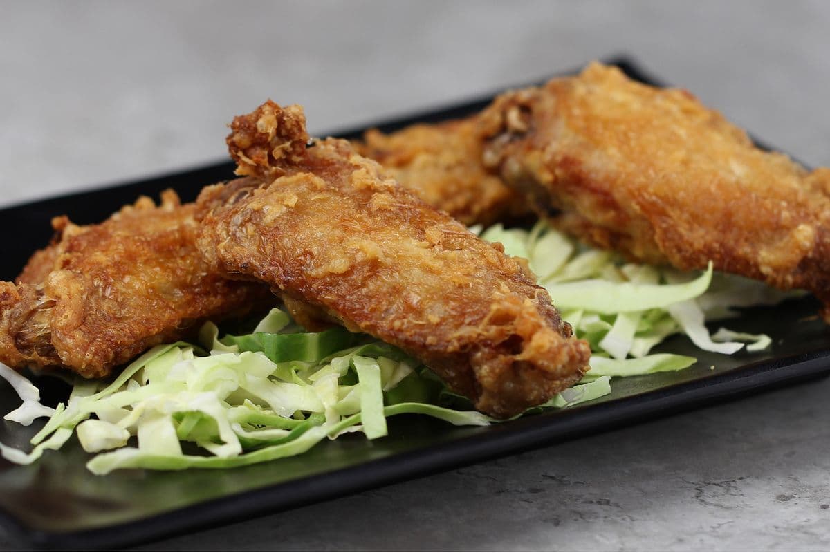 A11. House Special Ginger Deep-Fried Chicken Wings