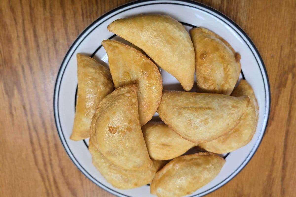 Potato & Cheddar Perogies(10pc.)