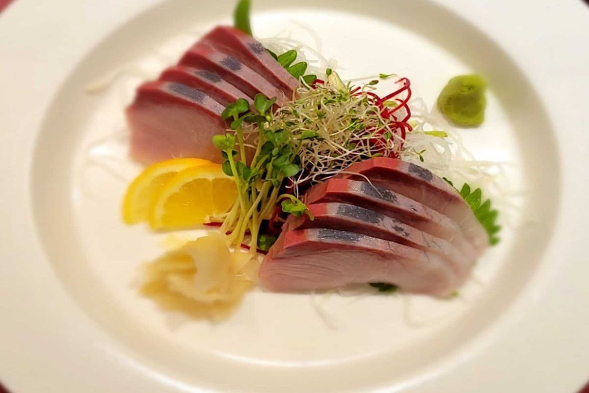 Hamachi Sashimi