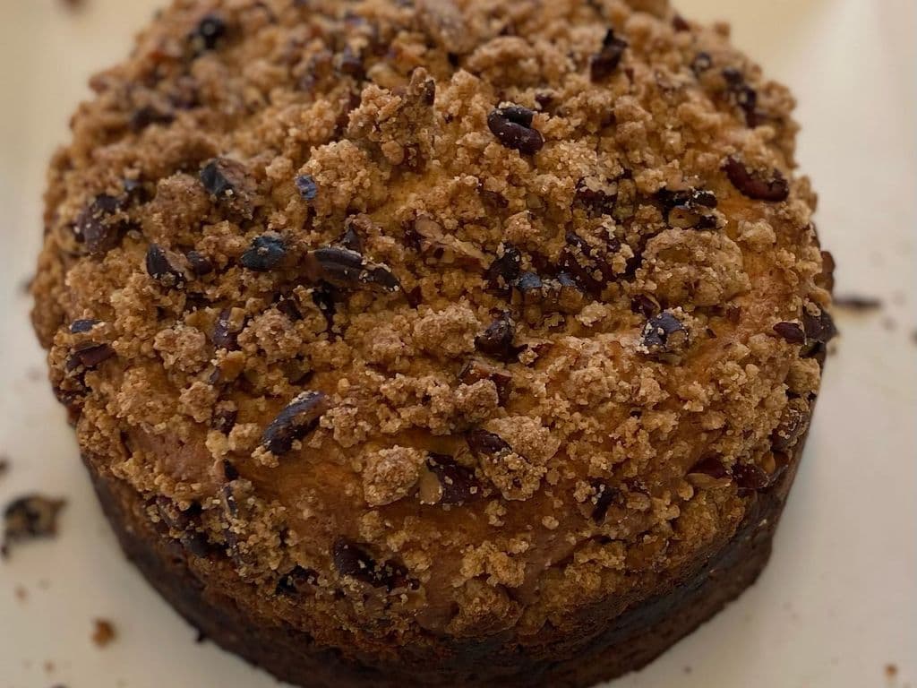 Coffee Cake (6"Serves 4-5)