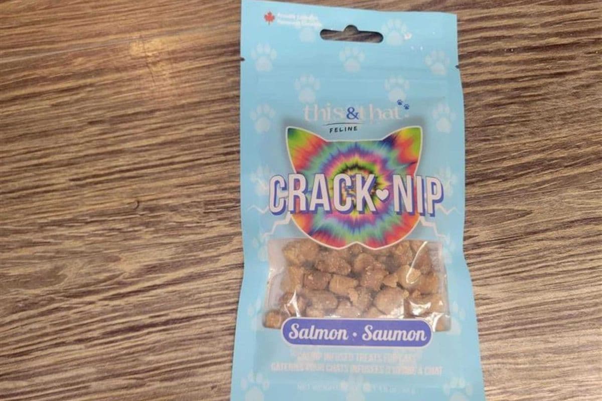 This & That | Crack-Nip | Salmon | 43g