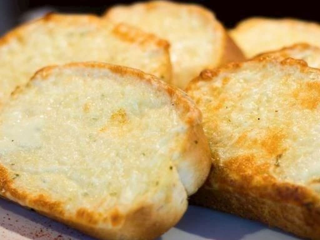 Small Garlic Bread with Cheese