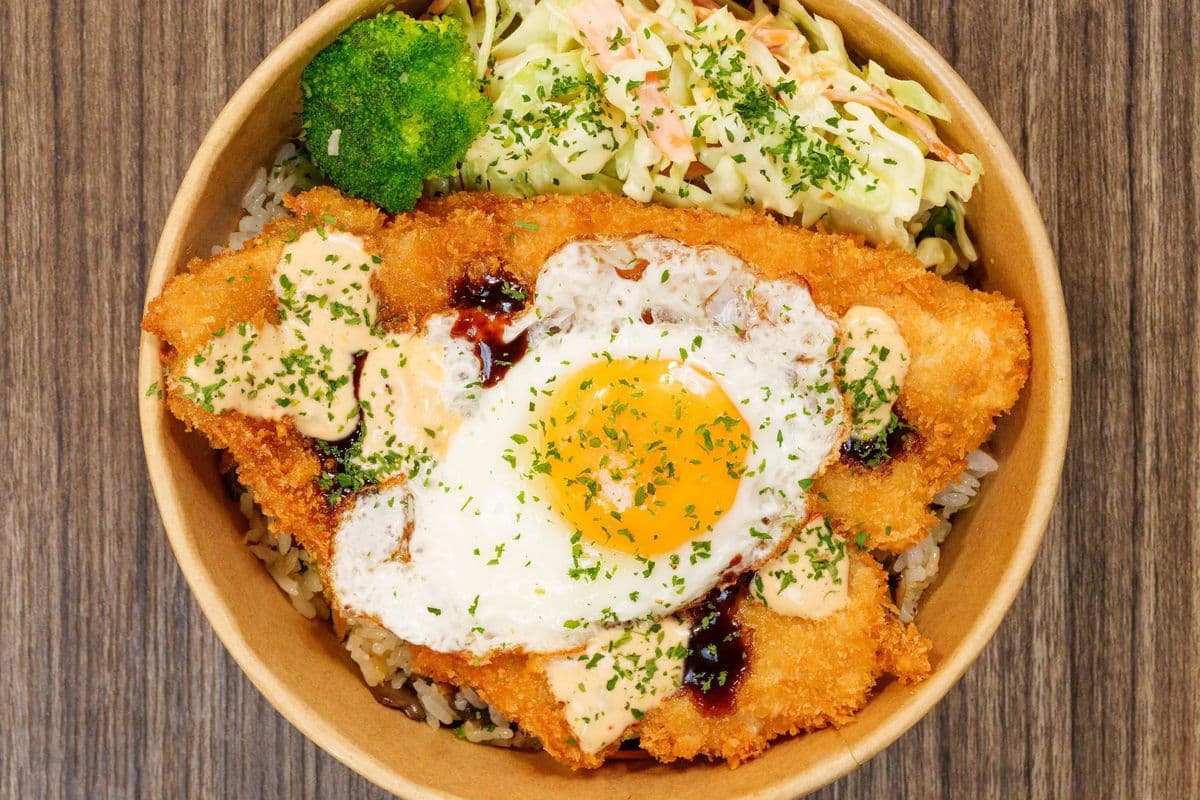 Rustic Chicken Katsudon (Served with Rice)