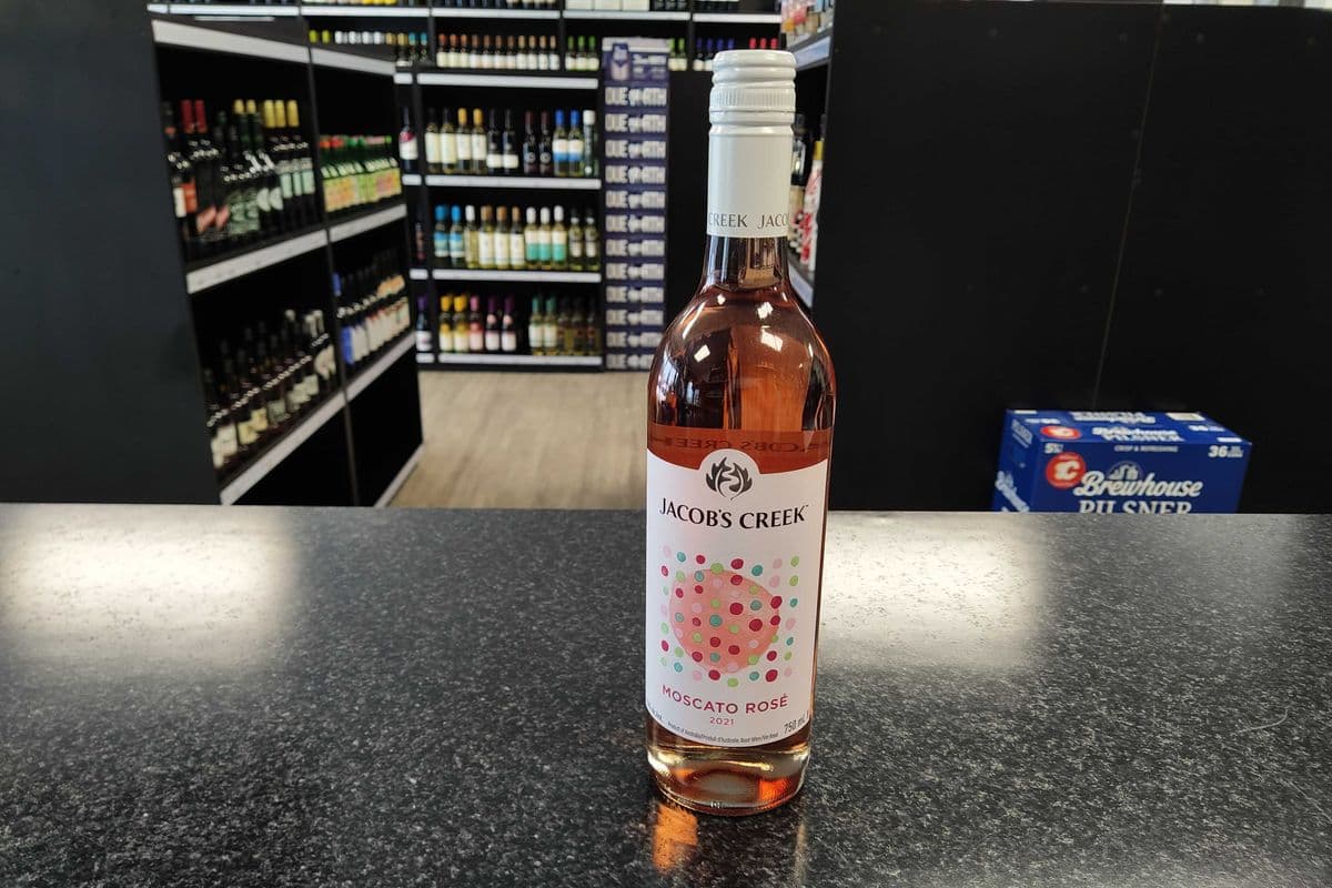 Jacob’s Creek – Moscato Rose (1 x 750ml Bottle)