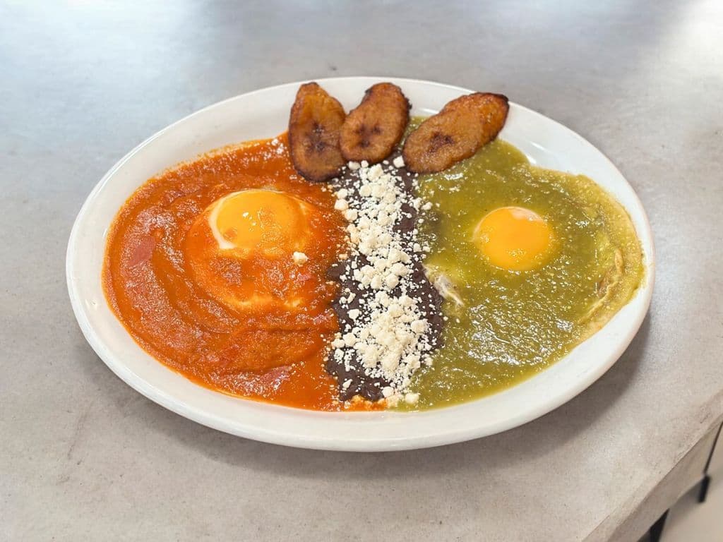 Huevos Divorciados