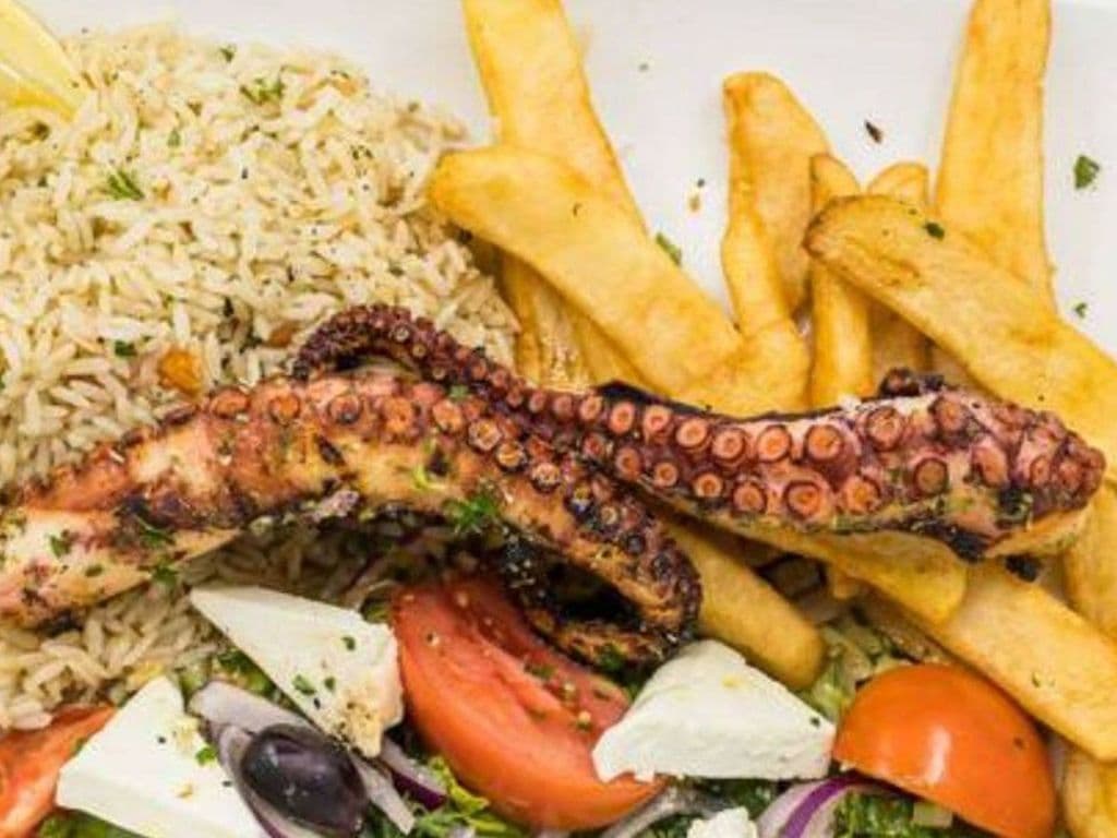 Assiette de pieuvre grillé / grilled octopus platter