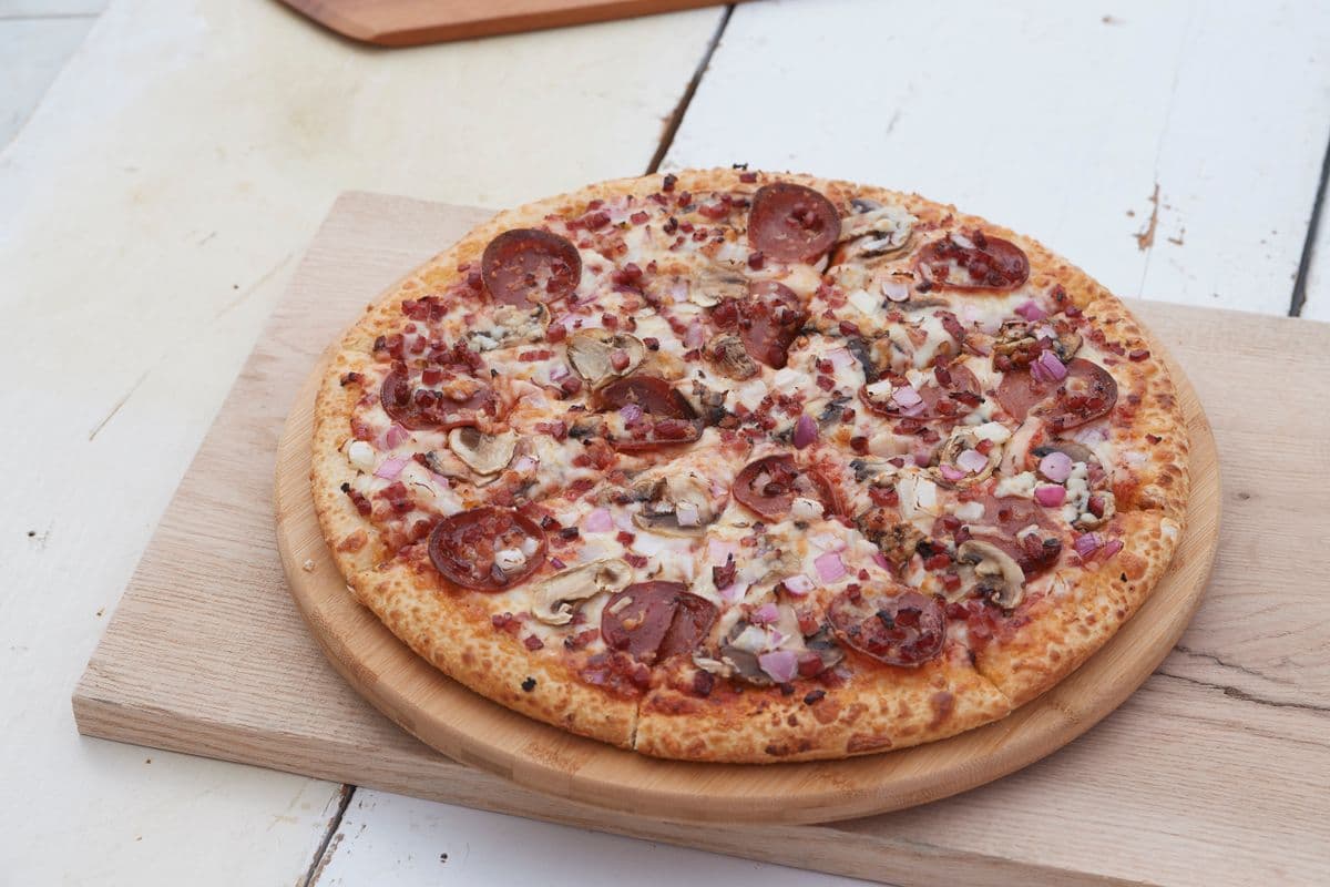 10" Small Canadian Legend Pizza