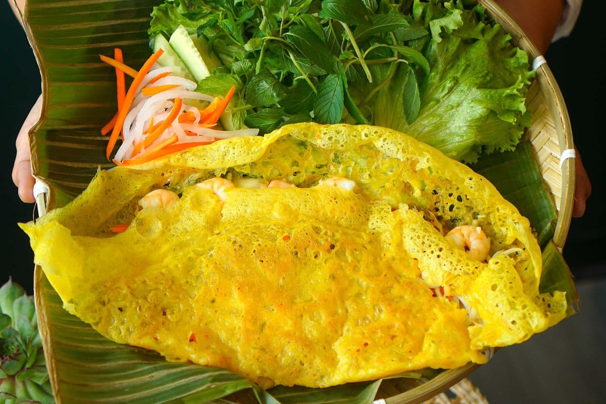 S5. Vietnamese Pancake with Shrimp and Pork / Bánh Xèo Tôm Thịt