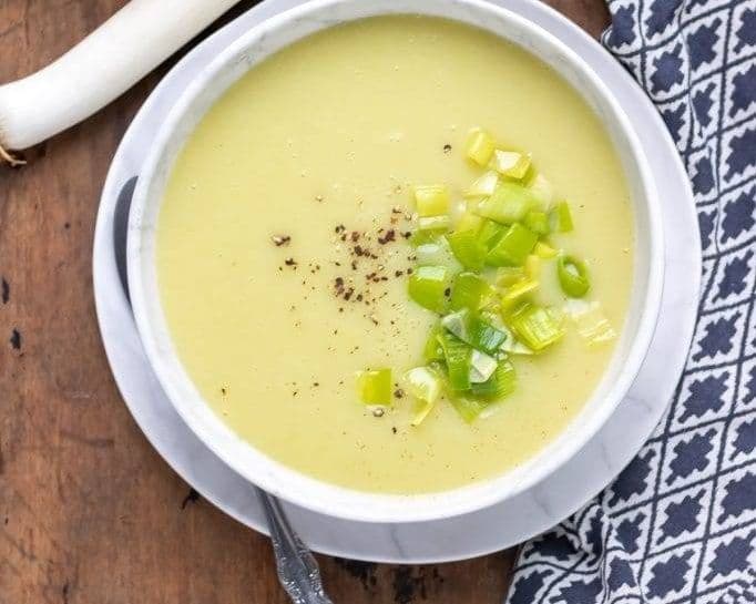 Overloaded Potato Leek Soup (16 oz)