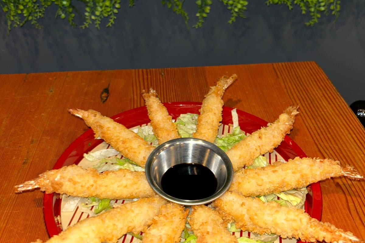 7. Shrimp Tempura (10 pcs)