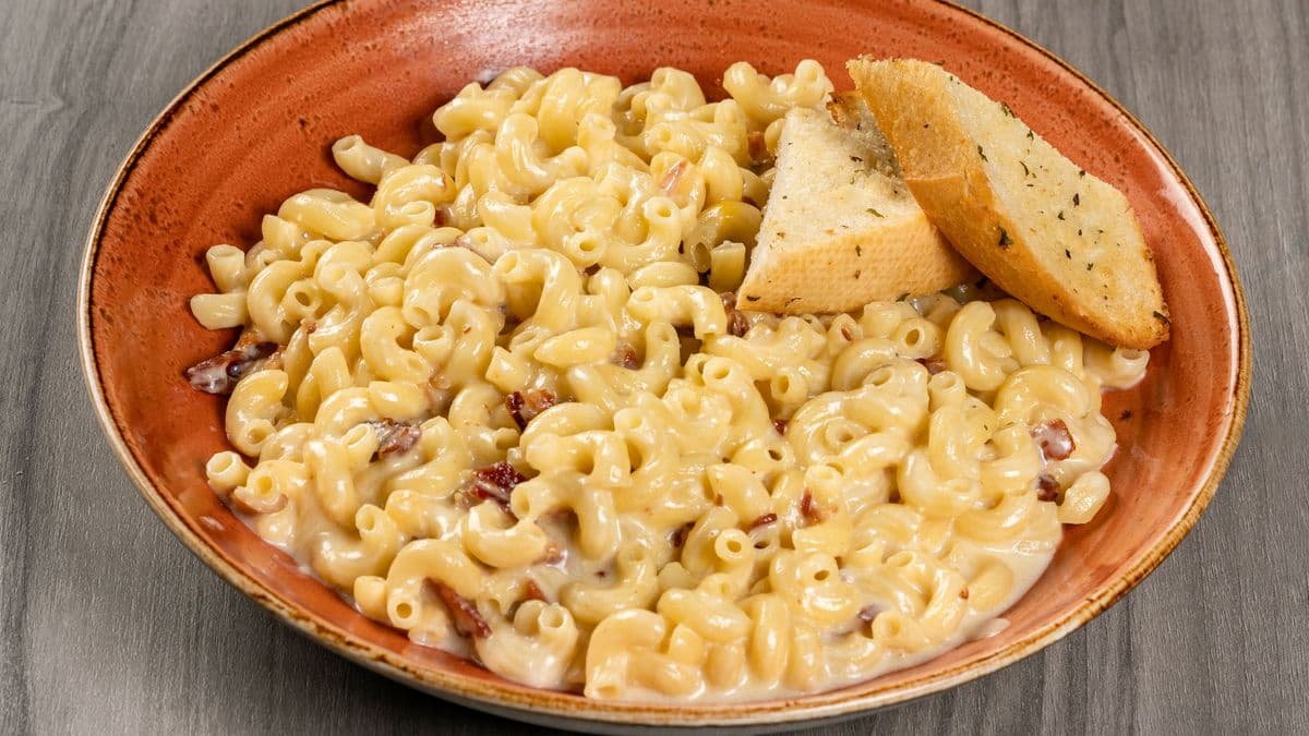 Smoked Bacon Mac & Cheese 