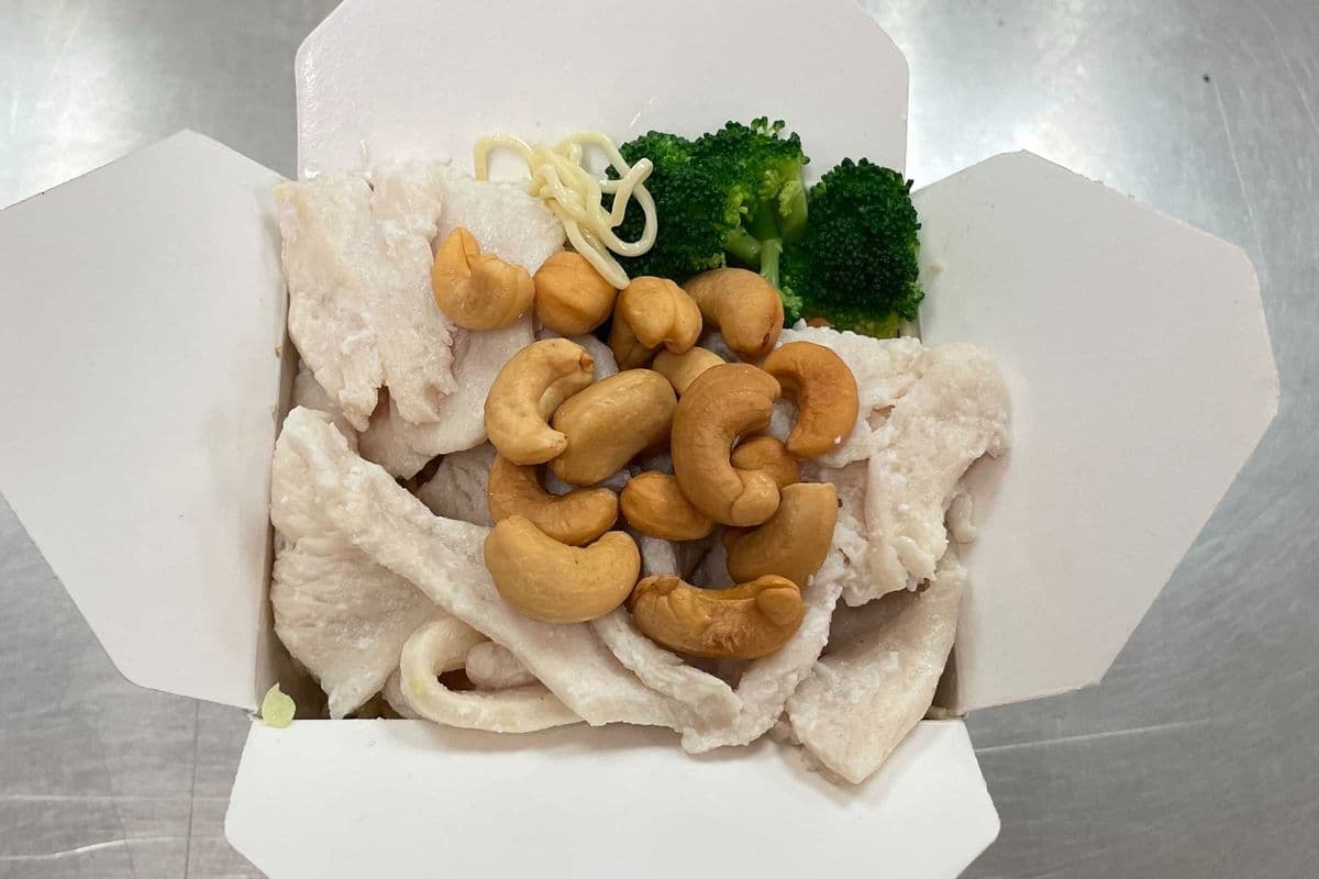 34. Cashew Chicken Chow Mein