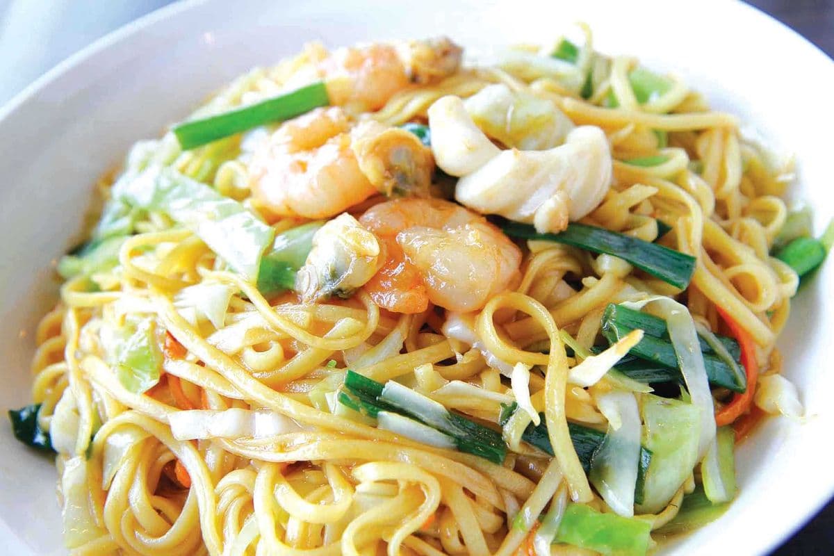 Seafood Fried Noodles 海鮮炒麵