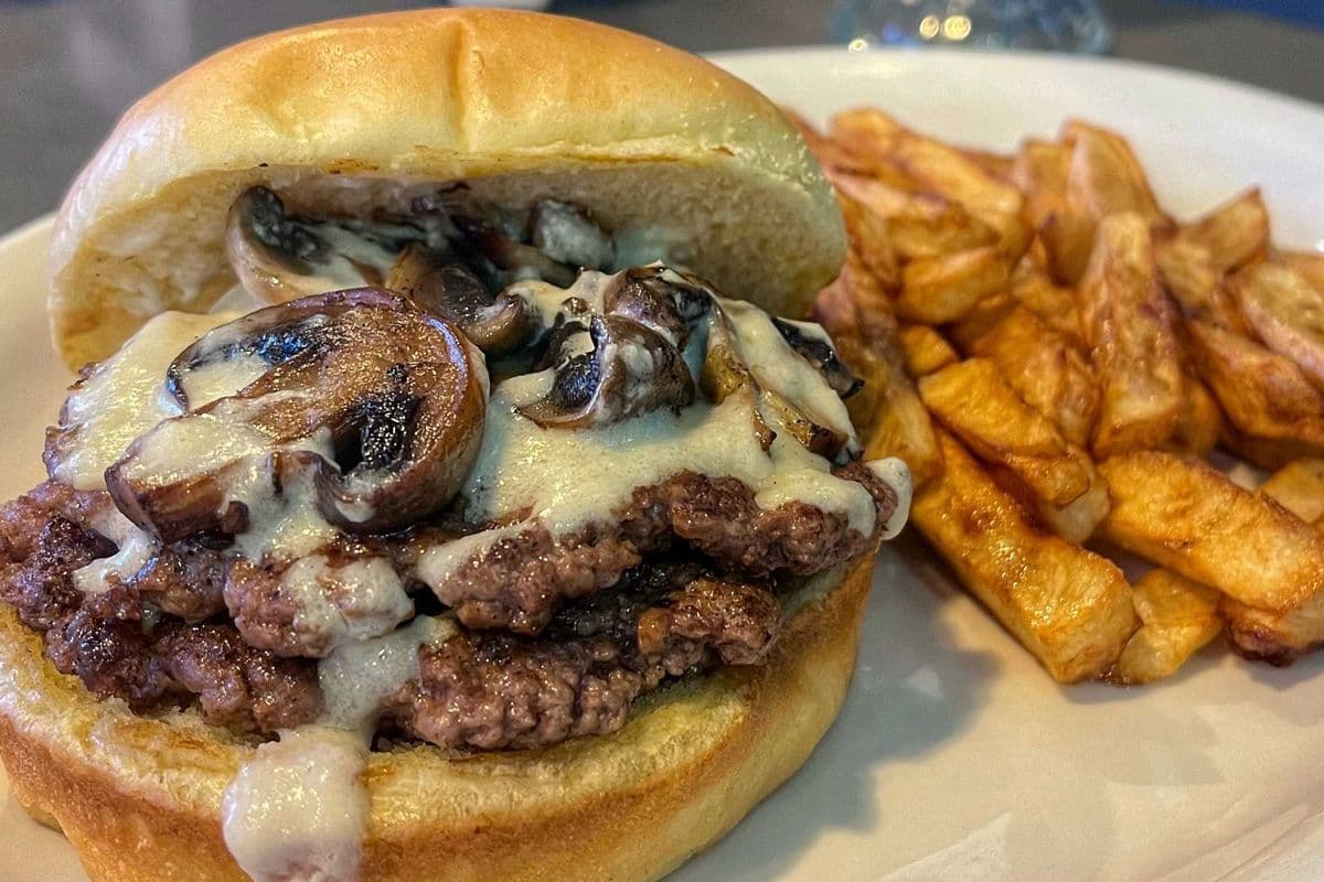 Combo Fungi Aïoli Burger