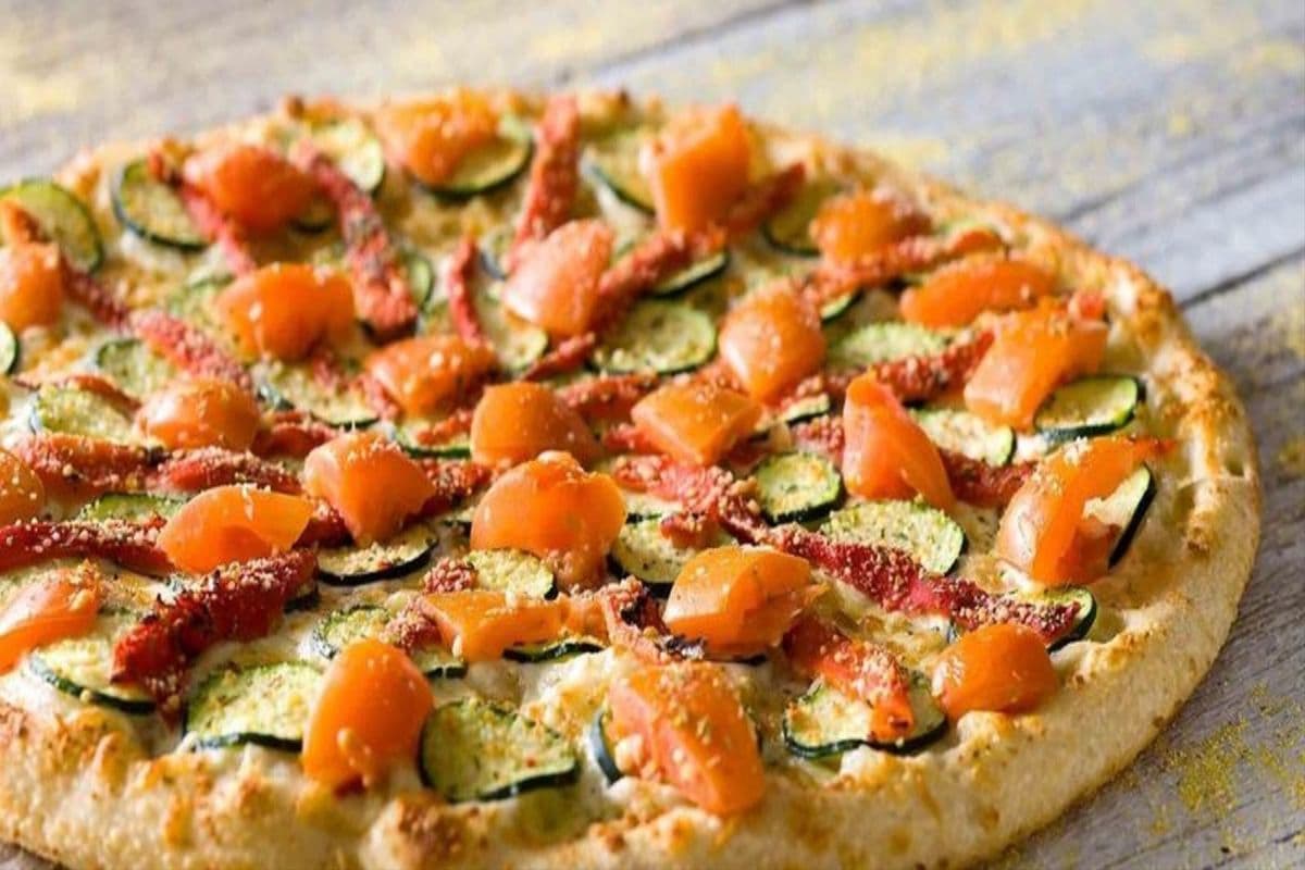 Medium Primavera Pizza