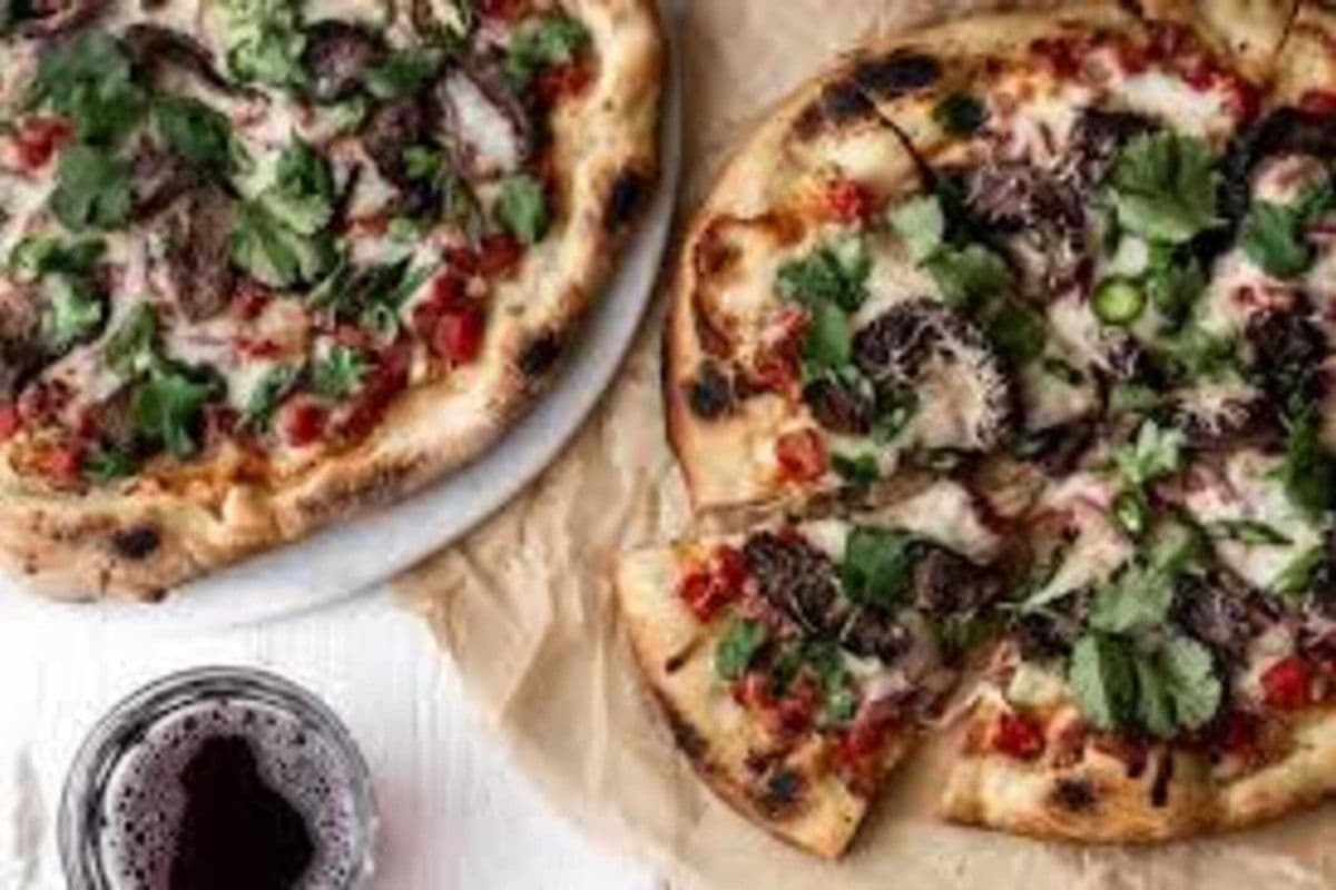 BBQ STEAK PIZZA