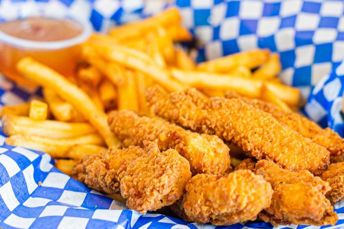 Chicken Tender (8 pieces) Platter