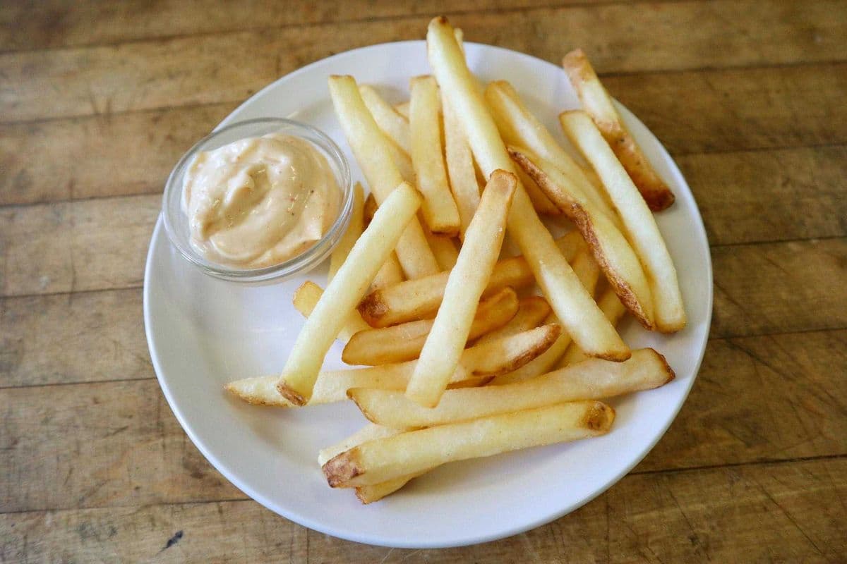 Classic Fries and Dip