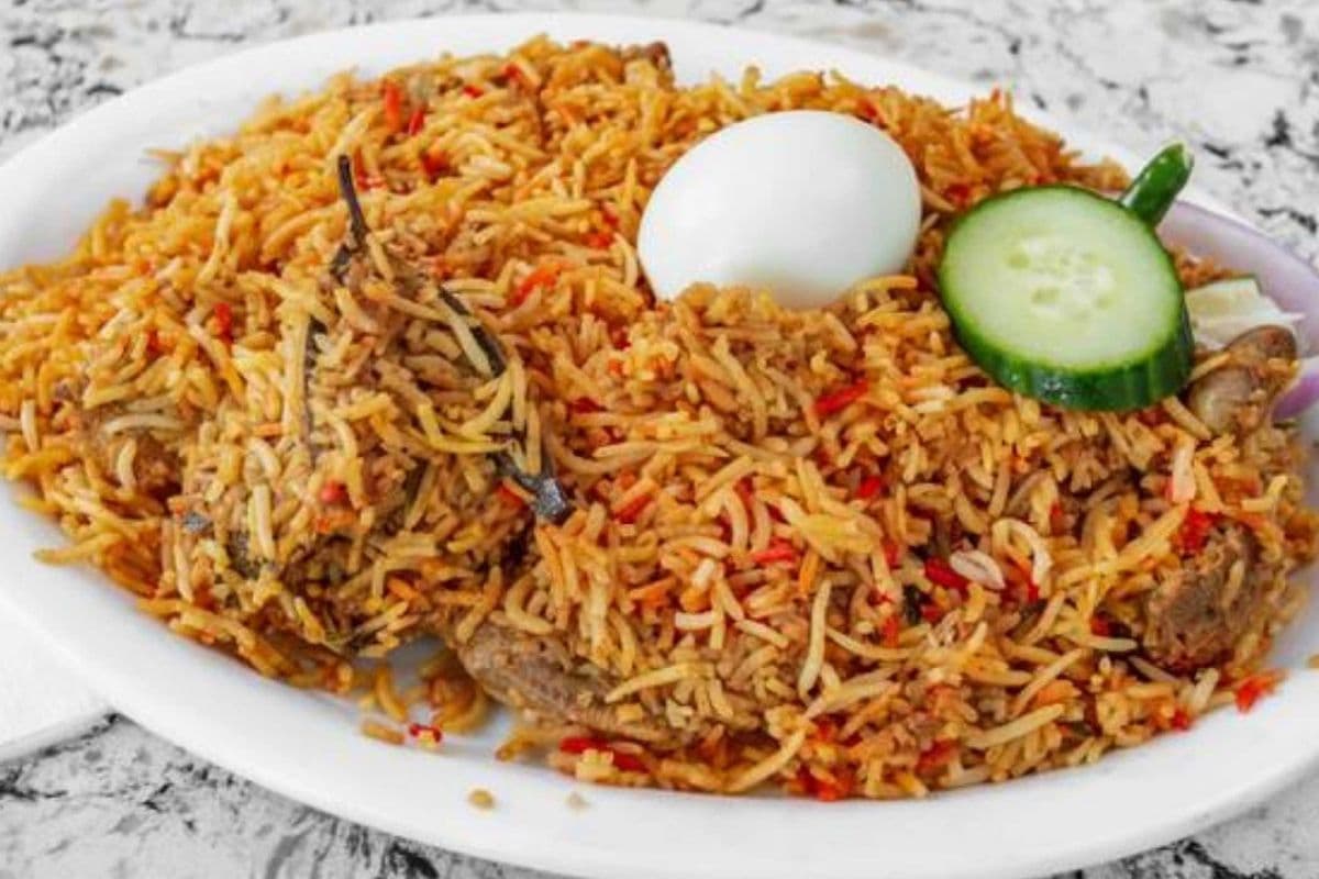 Hyderabadi Chicken Dom Biryani