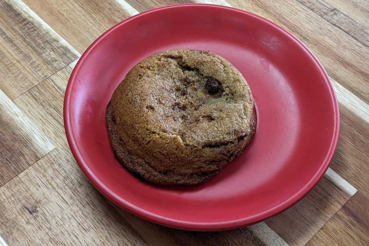 Chocolate chip cookie