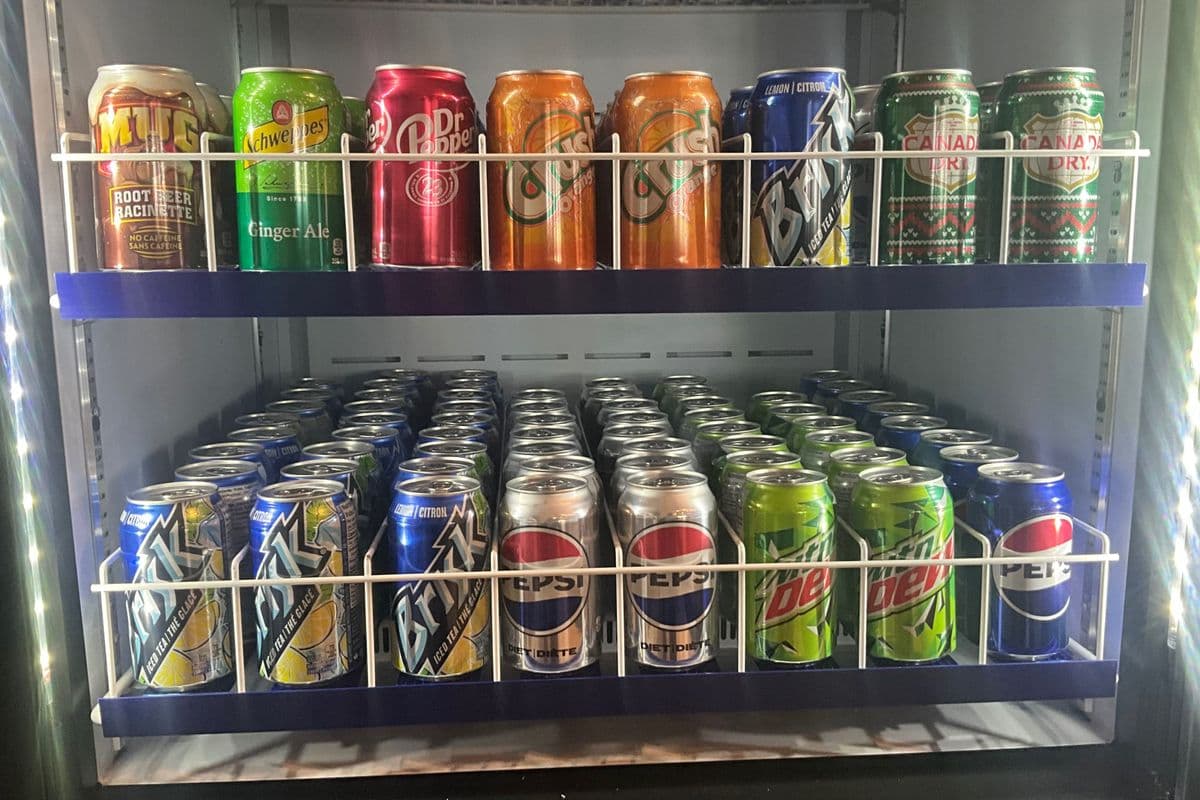 Pop can