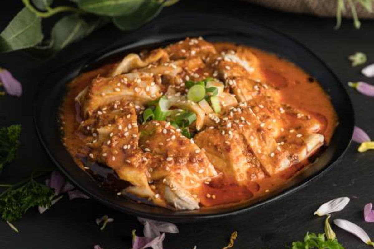 Cold Cut Chicken with Chili Oil