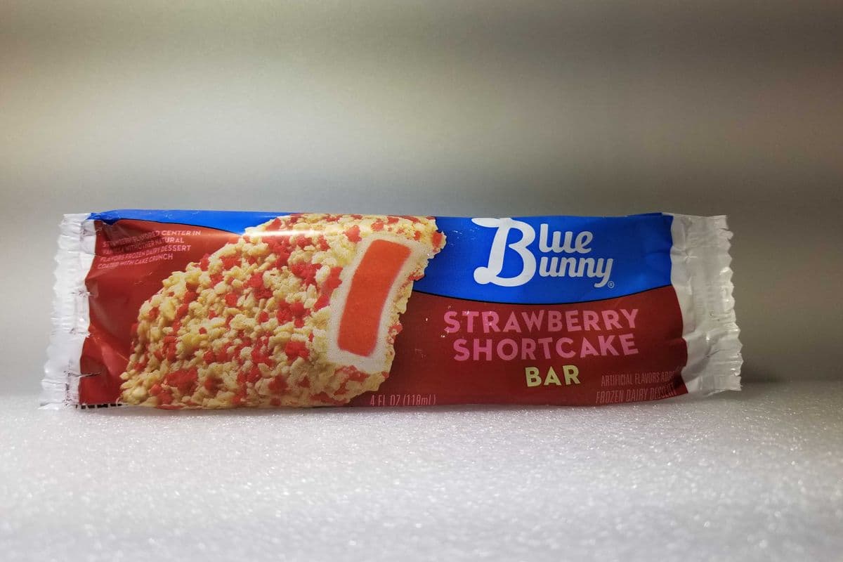 Blue bunny strawberry shortcake (118ml)