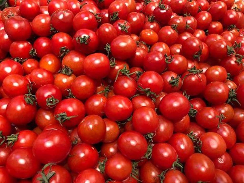 (TOP SELLER) Local cherry tomatoes 2lb ( SUPER SWEET!)