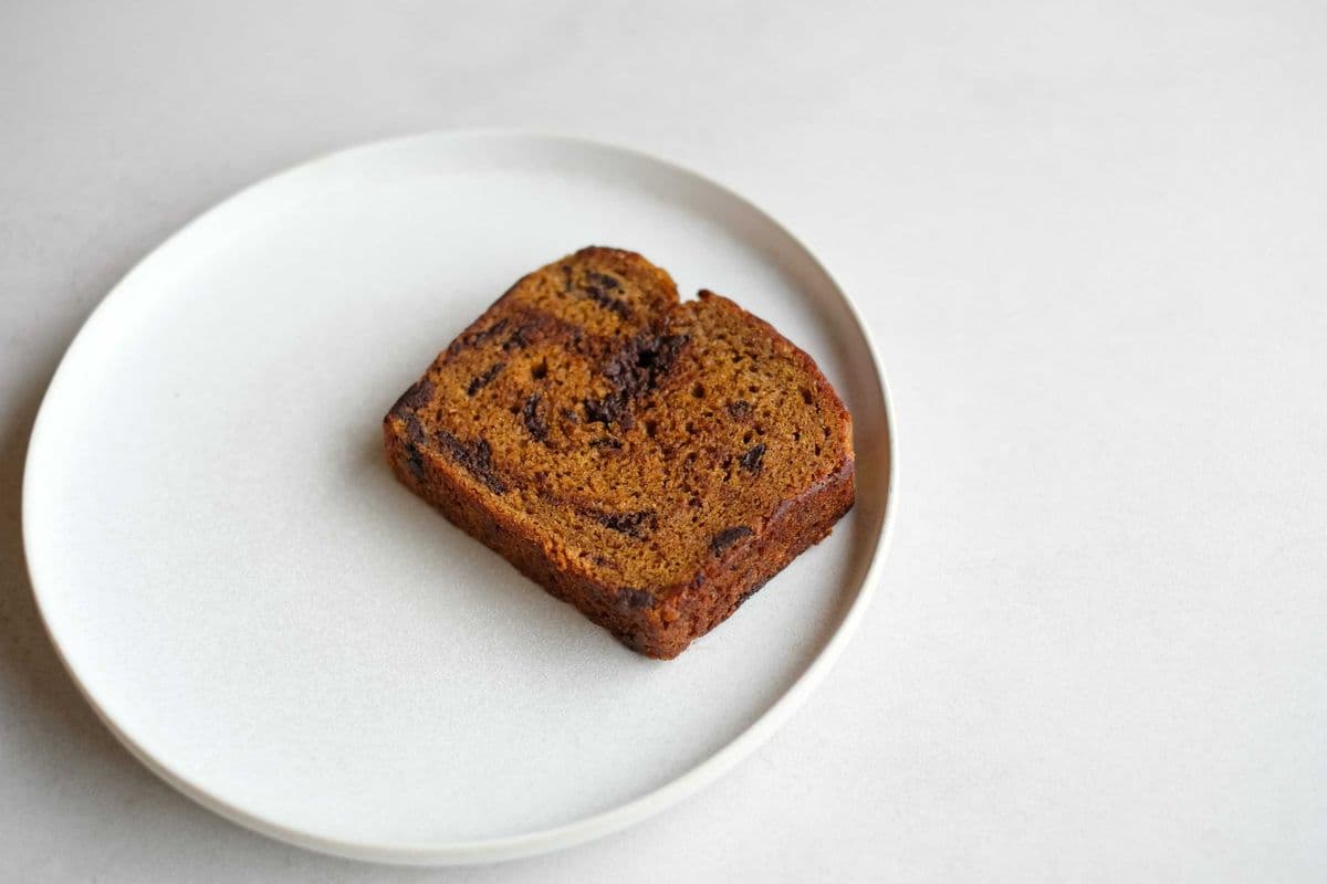 DARK CHOCOLATE BANANA BREAD