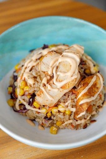 Bol de riz et poitrine de poulet grillée / Grilled Chicken Breast Rice Bowl