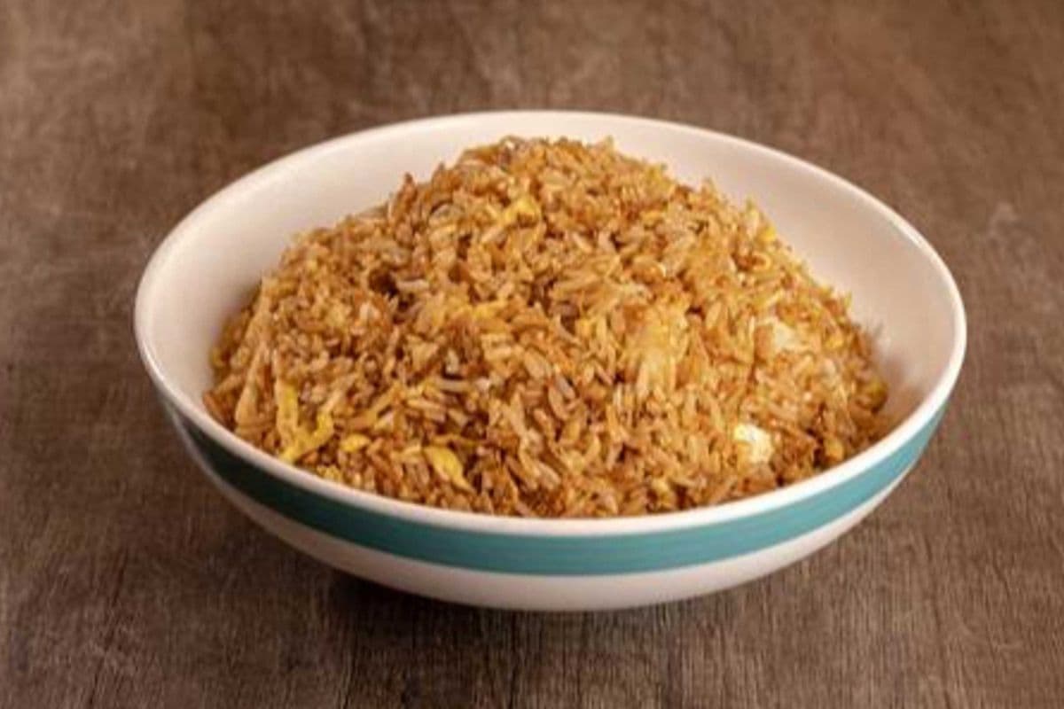 Stir Fried Rice with Egg In Soy Sauce 酱油炒饭