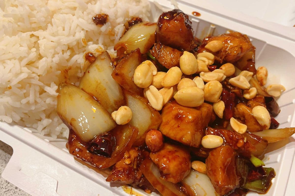 7. Kung Pao Chicken with Rice 宫保鸡丁饭