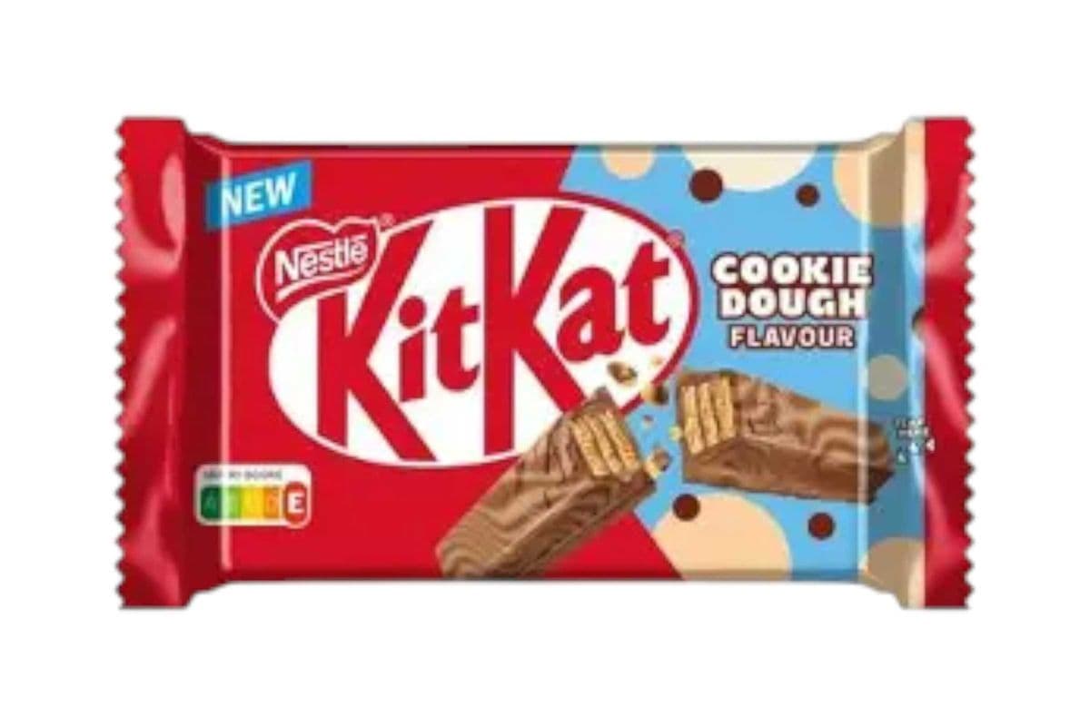 Kitkat Cookie Dough Flavour (41.5g) (210 Cal)