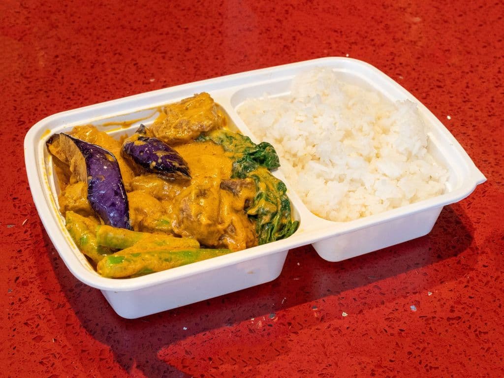 Beef Kare kare Combo
