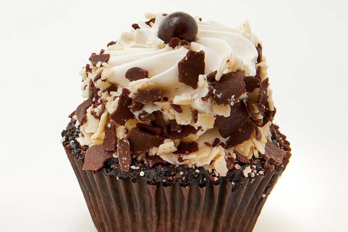 French Kiss Cupcake