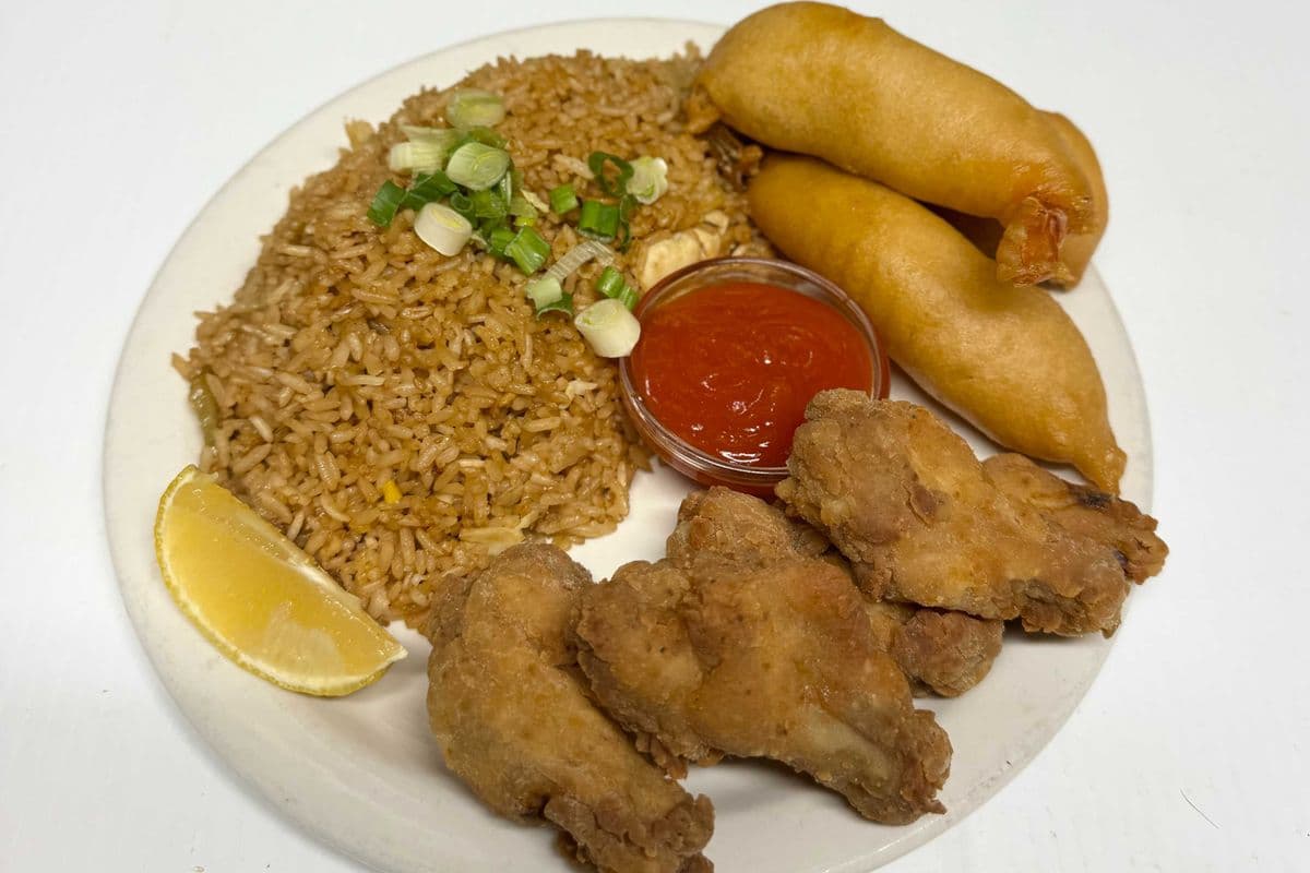 DAILY SPECIAL 5 (chicken fried rice, 3 sweet and sour shrimp,5 bonbon chicken wings)