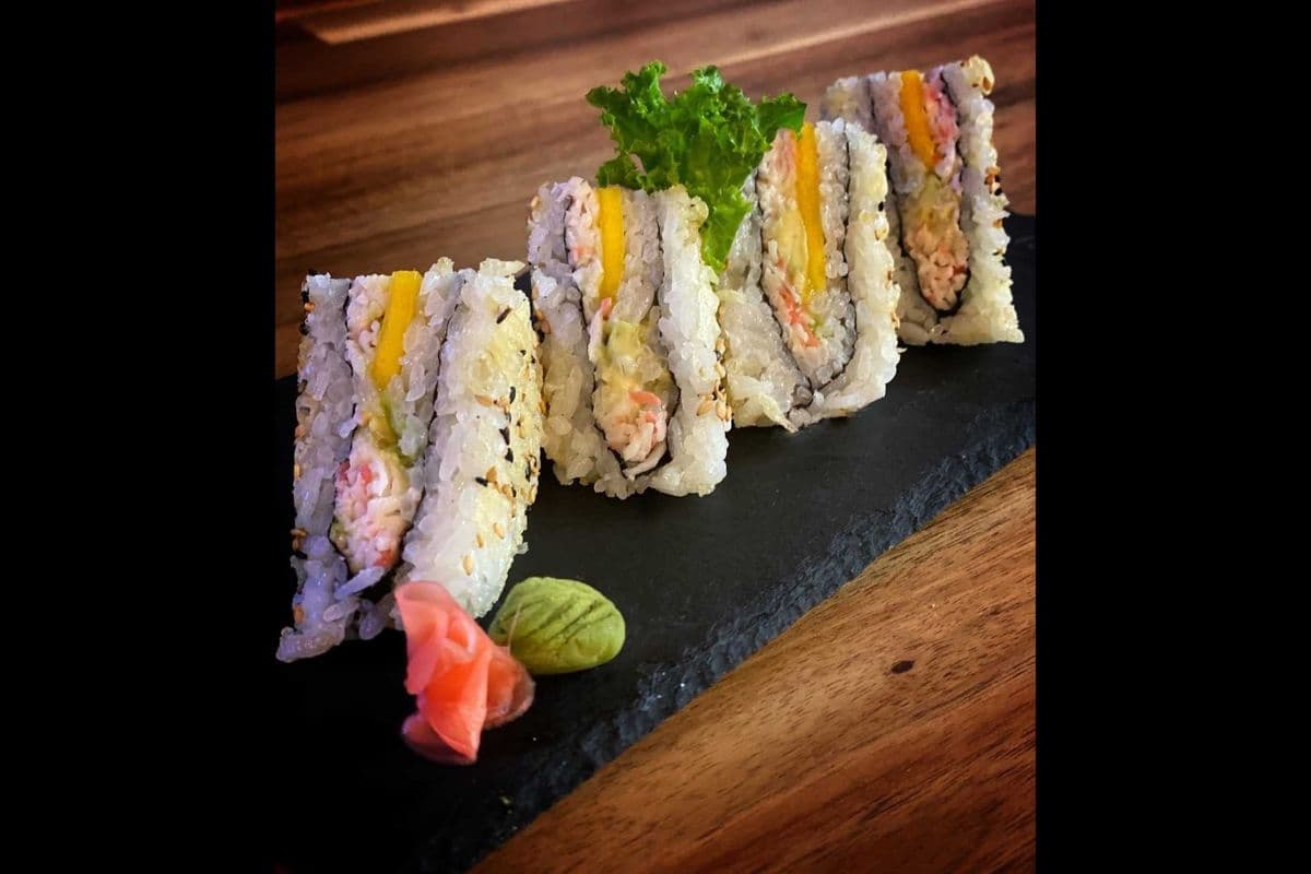 Sandoitchi (Sandwich Style 4 pc)
