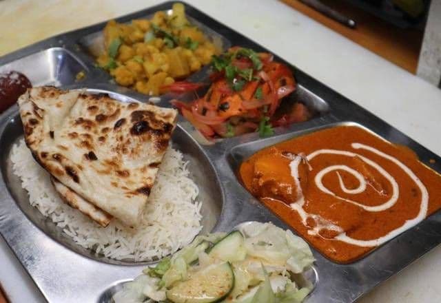 Thali Poulet au Beurre / Butter Chicken Thali