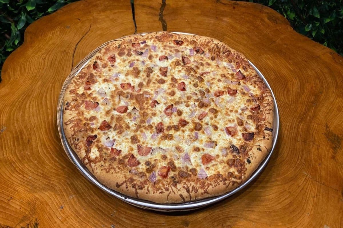 White Whale Pizza
