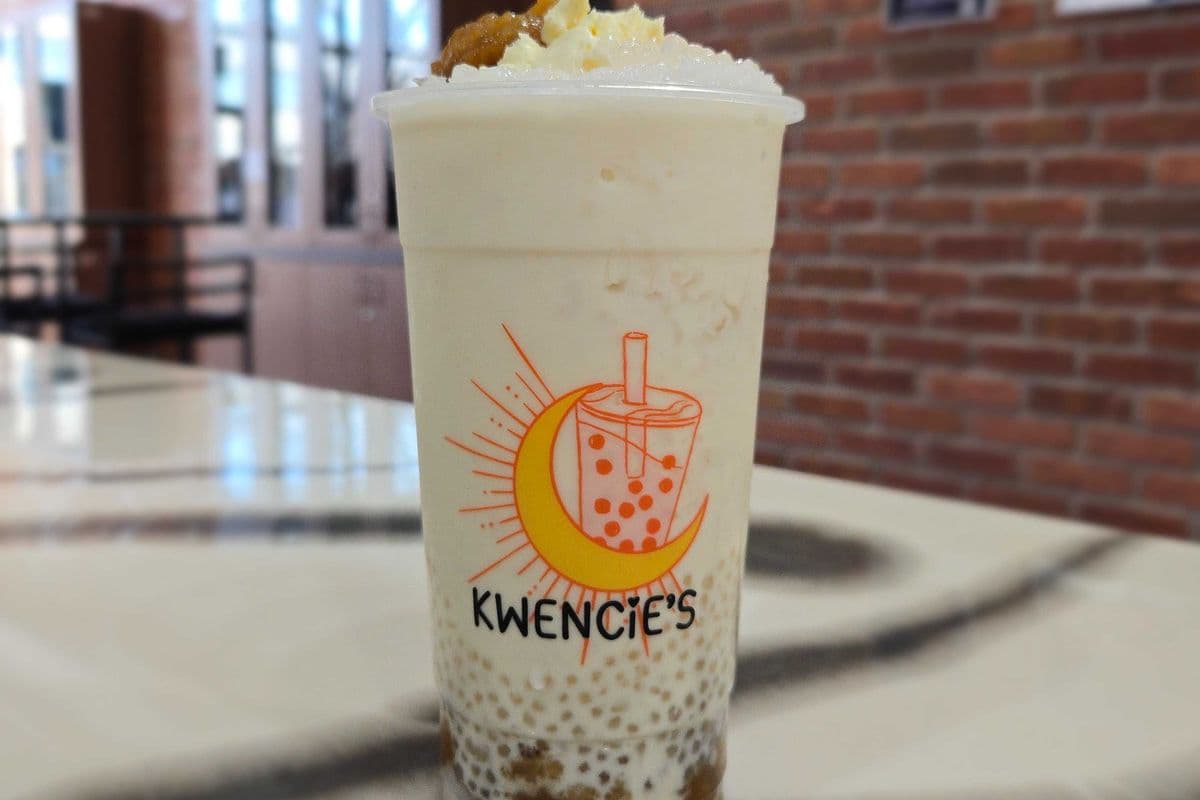 Banana Con Yelo (700 ML)