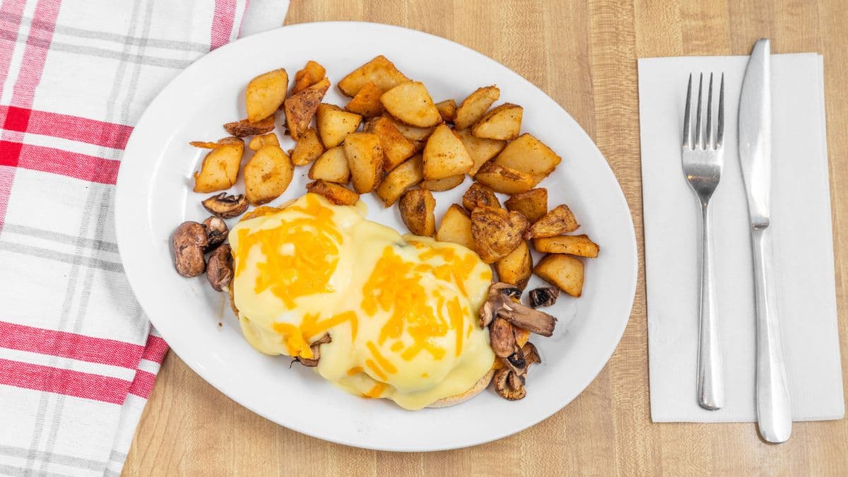Homestyle Favorite Benedict