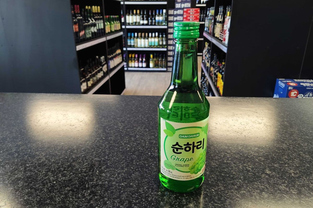 Chum Churum- Grape (1 x 360 ml Bottle)