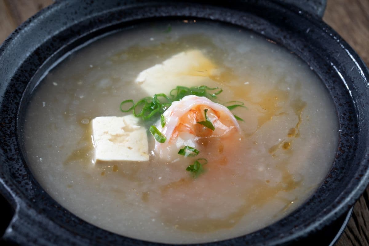 J20. Mushroom Tofu Soup