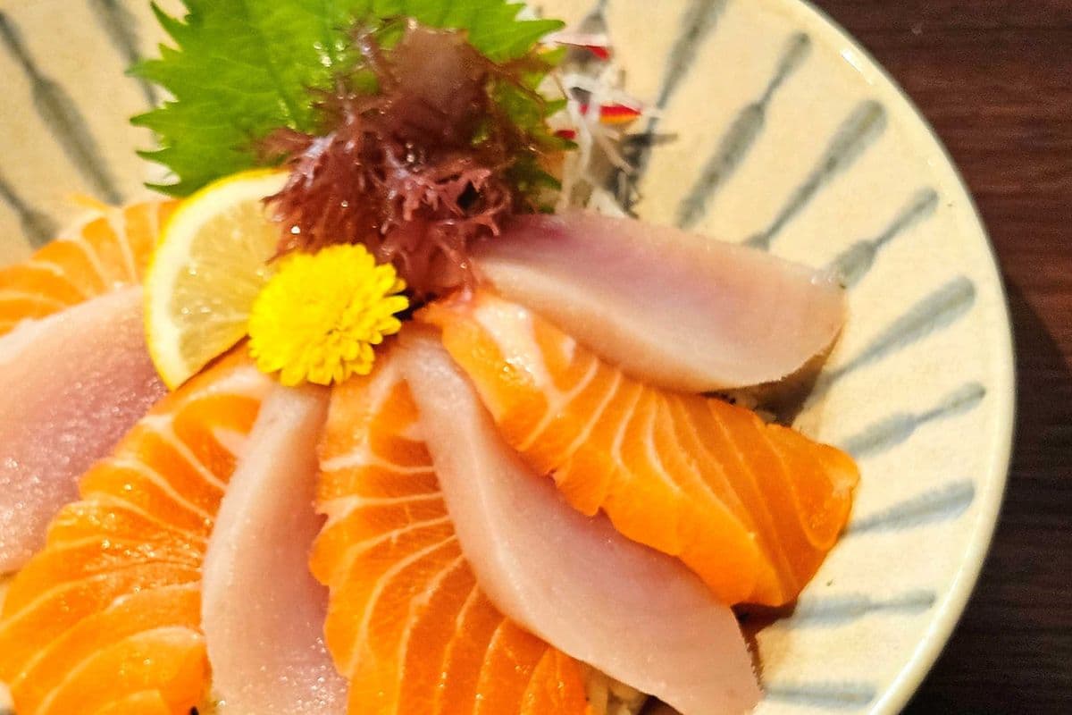 Salmon and Tuna Donburi