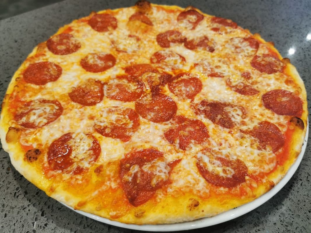 14'' Pepperoni Pizza