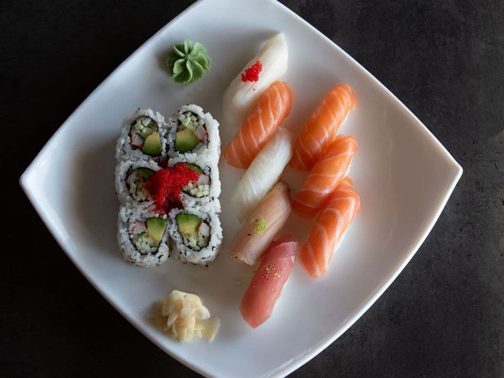 Nigiri & Maki Combo (Entrée)