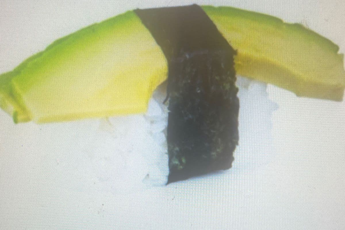 Avocado Nigiri （牛油果寿司）1pc