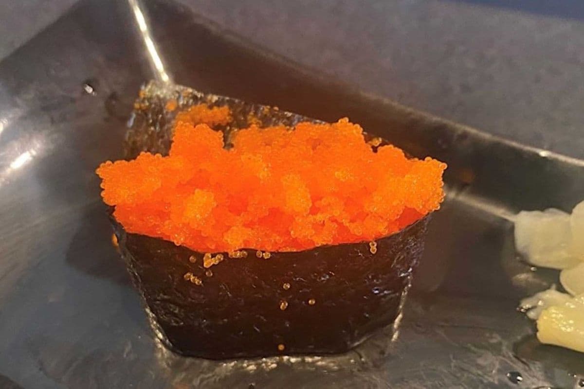 Masago Nigiri (1 Pc)
